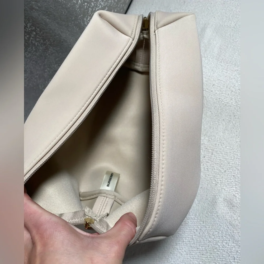 Burberry Light Beige Pouch - Picture 4 of 4
